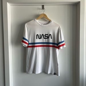 Pull & Bear NASA graphic T-shirt - Men’s Medium